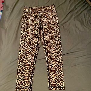 Zyia scrunch booty leggings